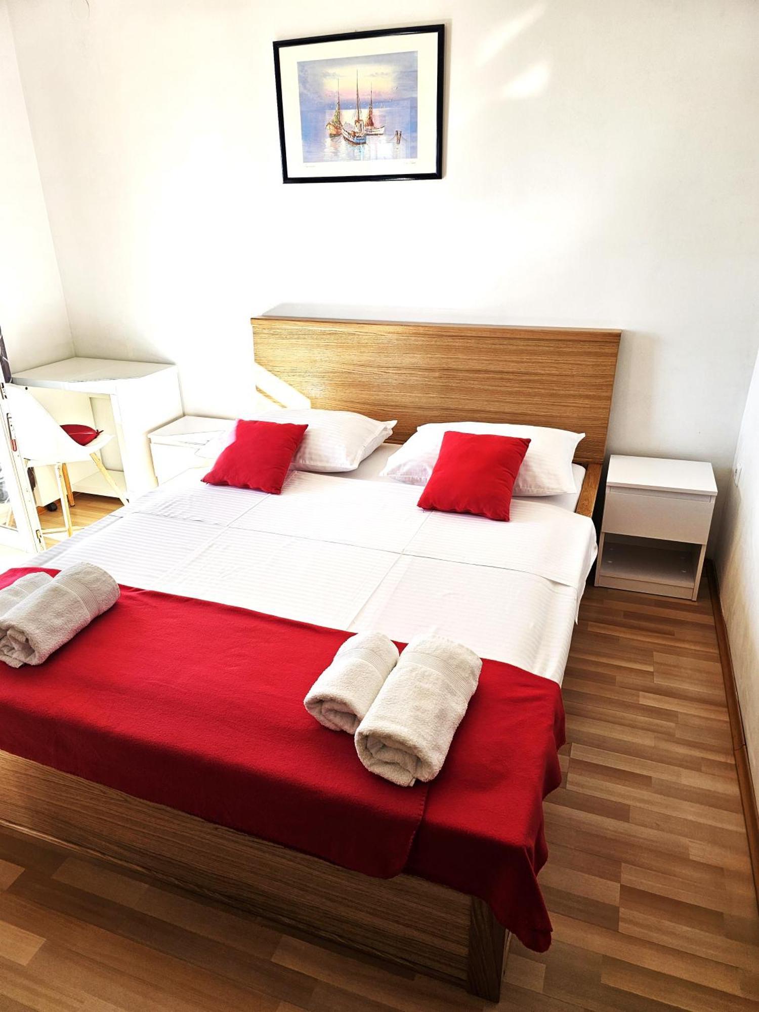Apartments Lidija سفيتي يوراي المظهر الخارجي الصورة