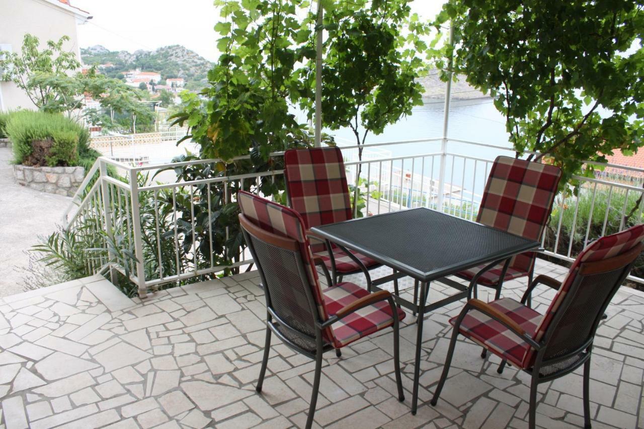Apartments Lidija سفيتي يوراي المظهر الخارجي الصورة